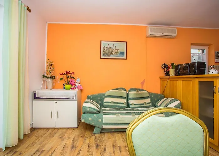 Apartments Culina Rab Town