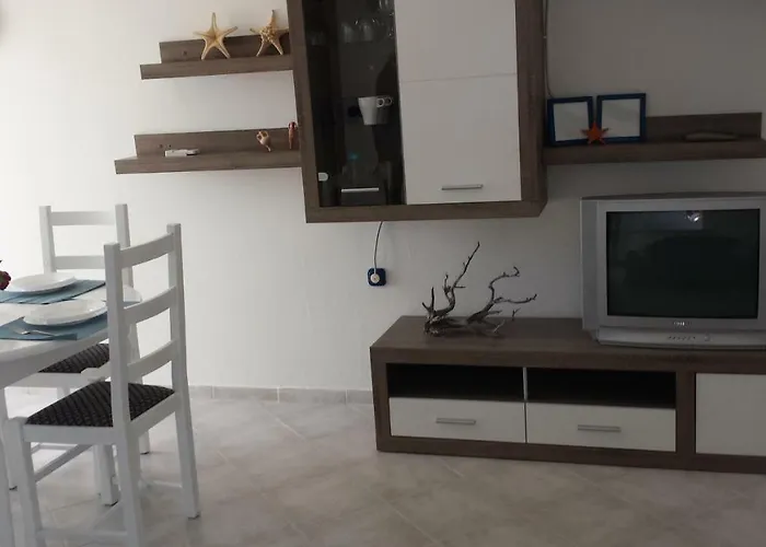Sloth Apartment Palit