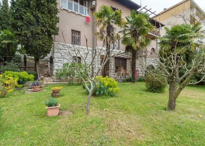 Rijeka hotels near Rijecki zaljev